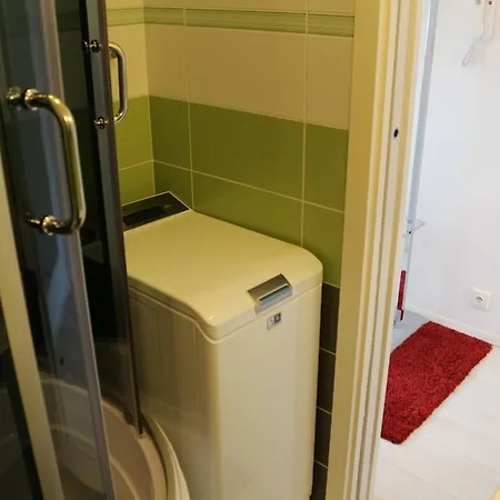 33 Apartman *